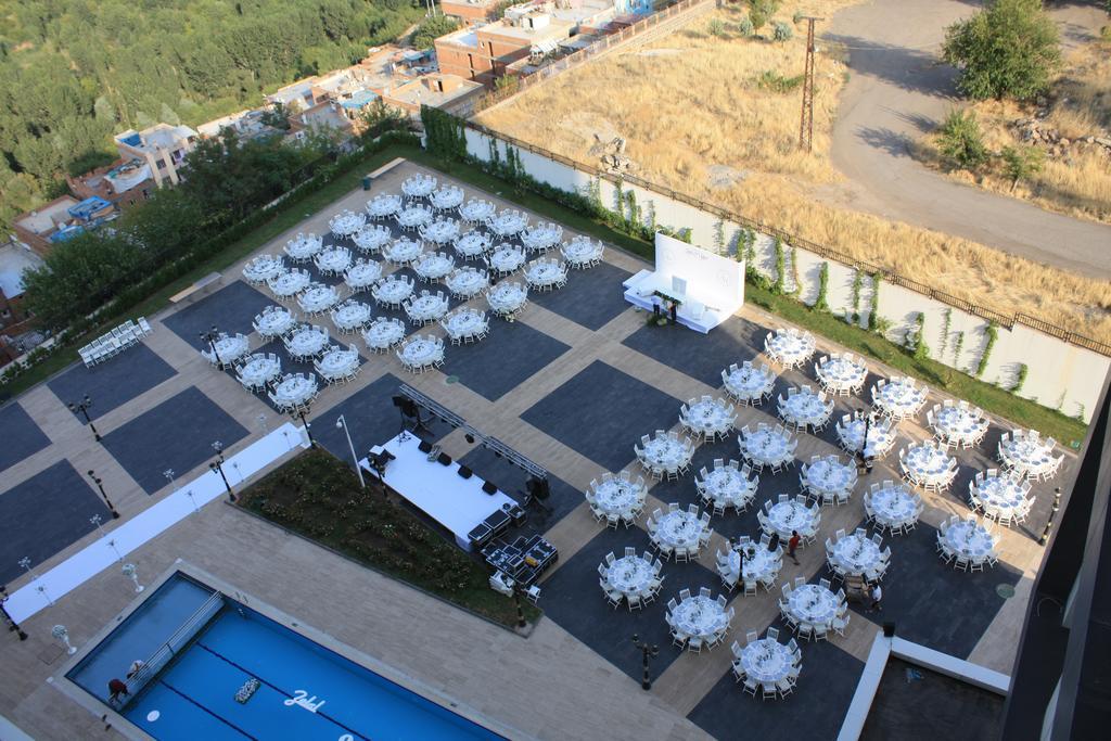 Hotel Wyndham Garden Diyarbakır Exterior foto
